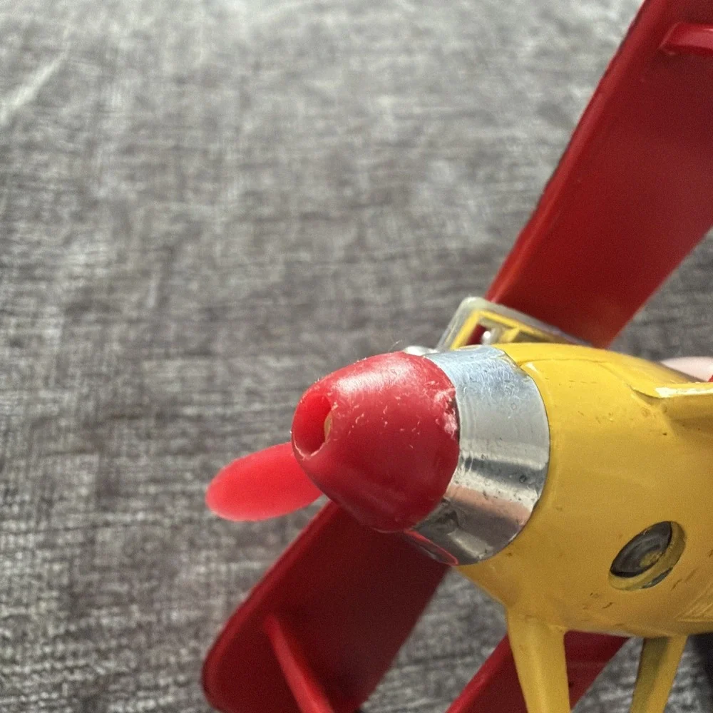 Aviva note propeller